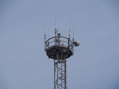 建在小區里的5G基站，對人體影響究竟有多大？